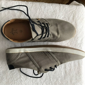 FAGUO tennis sneakers cypress cotton. Grey. Size 11.